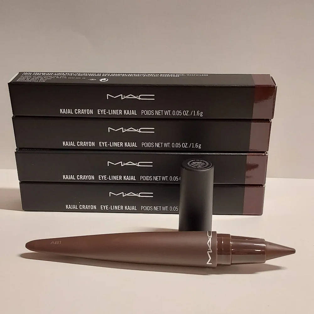 MAC Eye Liner Kajal Crayon *MARSALA* / .05 oz / New in box